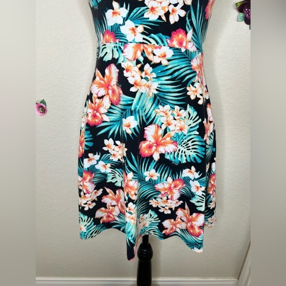 PINK Victorias Secret Tropical Print Cut Out Back Dress Size Small - Picture 13 of 14
